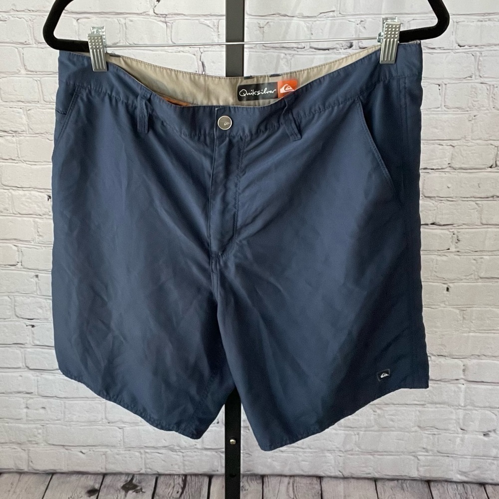 Quicksilver Navy Blue Shorts Men's Size 34